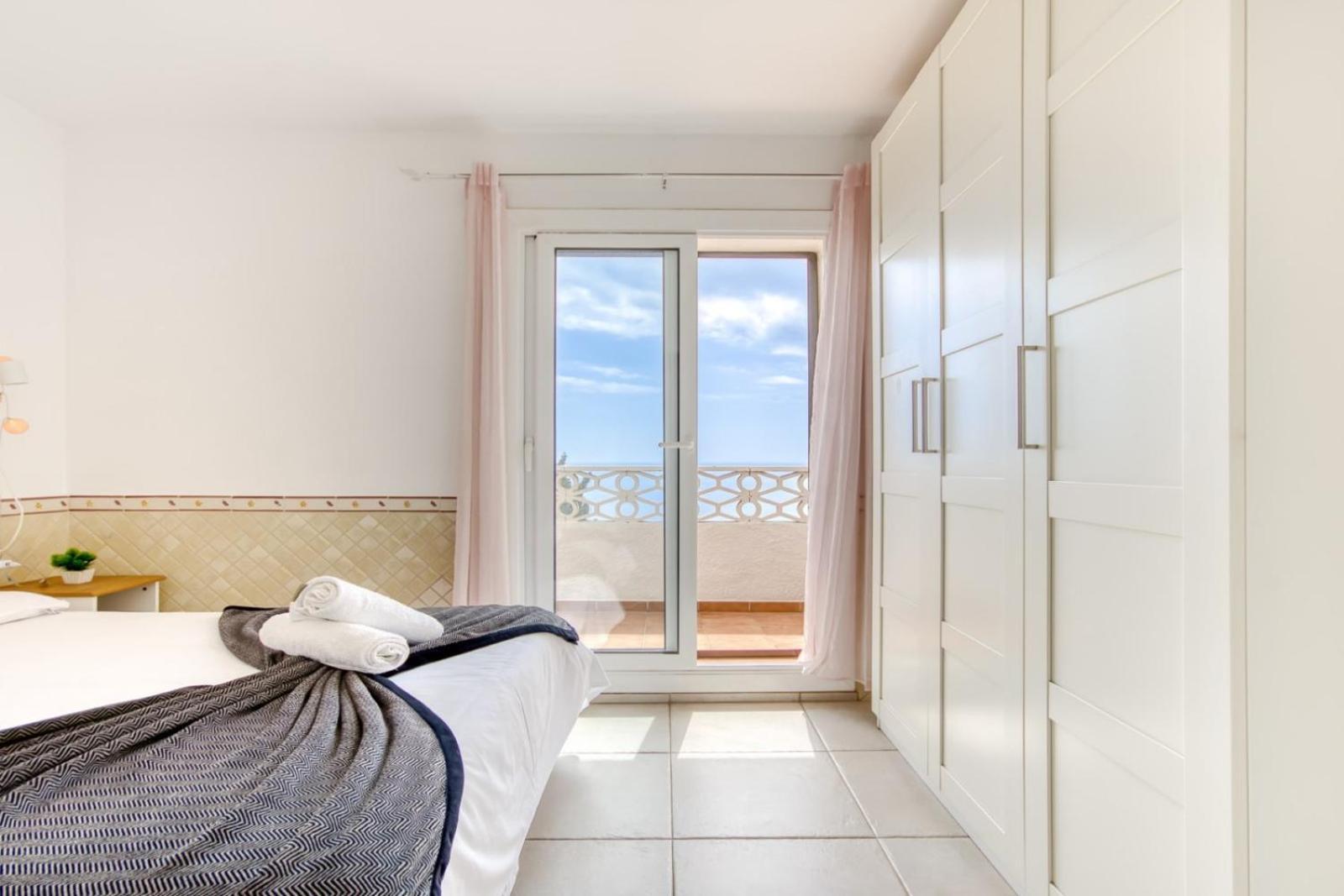 Villa Buraux III Roses Exterior photo